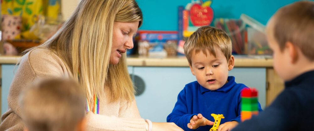 How To Become A Nursery Teacher?